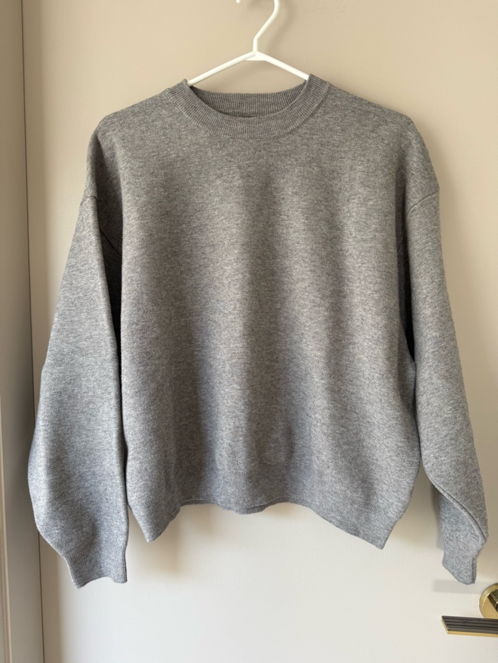 Zara Women’s Crewneck Sweater